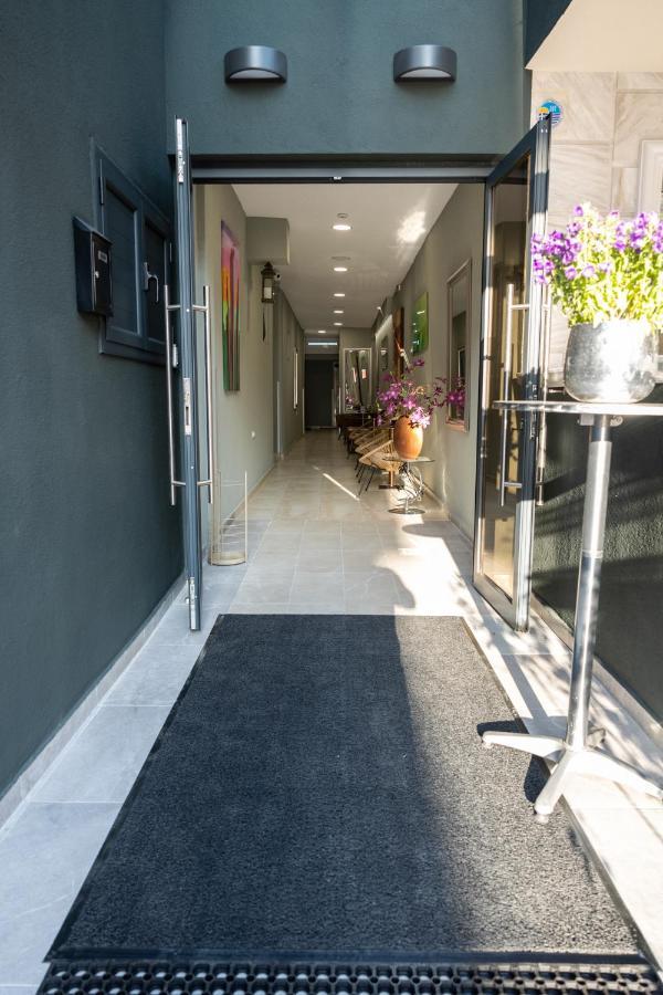 R&M Studios Olympiakí Aktí Exteriör bild